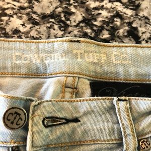 Women’s Cowgirl Tuff Co Jeans size 32 x 35